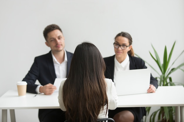 droit-des-affaires-debouches